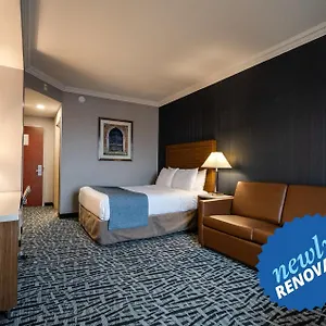 Hotel Monte Carlo Toronto West